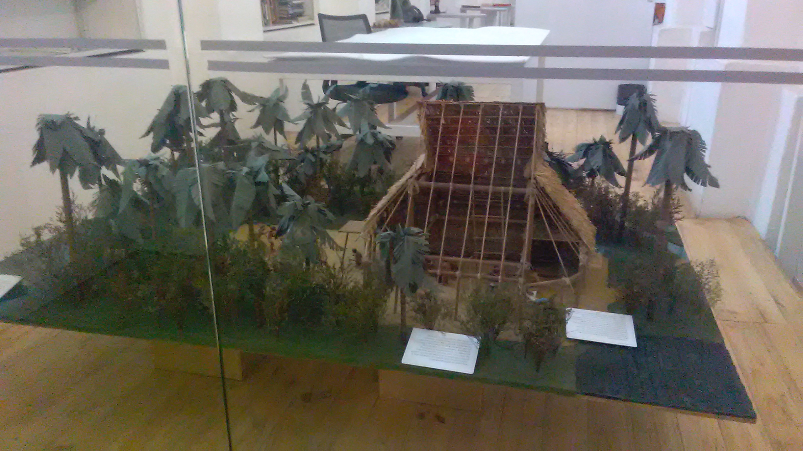 Model of indigenous house in Bogot&aacute;'s Museo Nacional